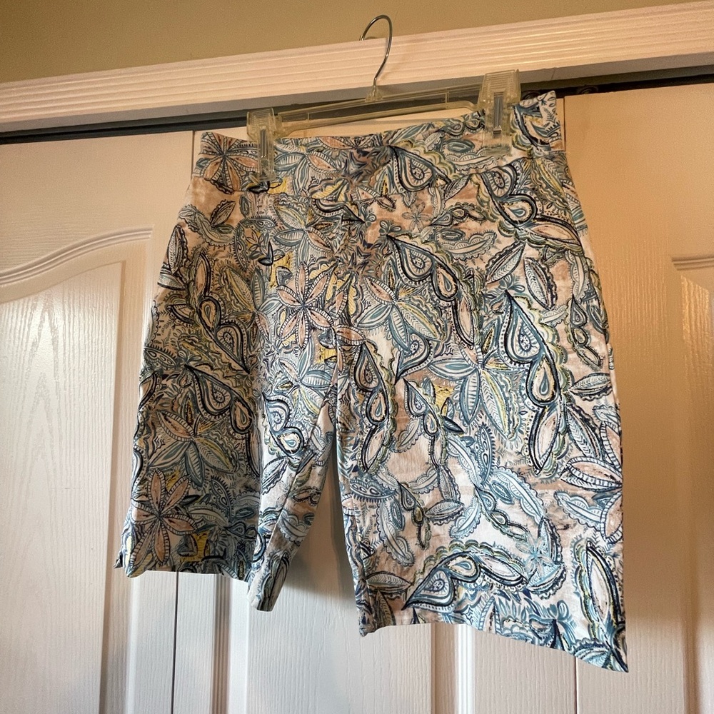 Zac & Rachel Women's Paisley Print Shorts